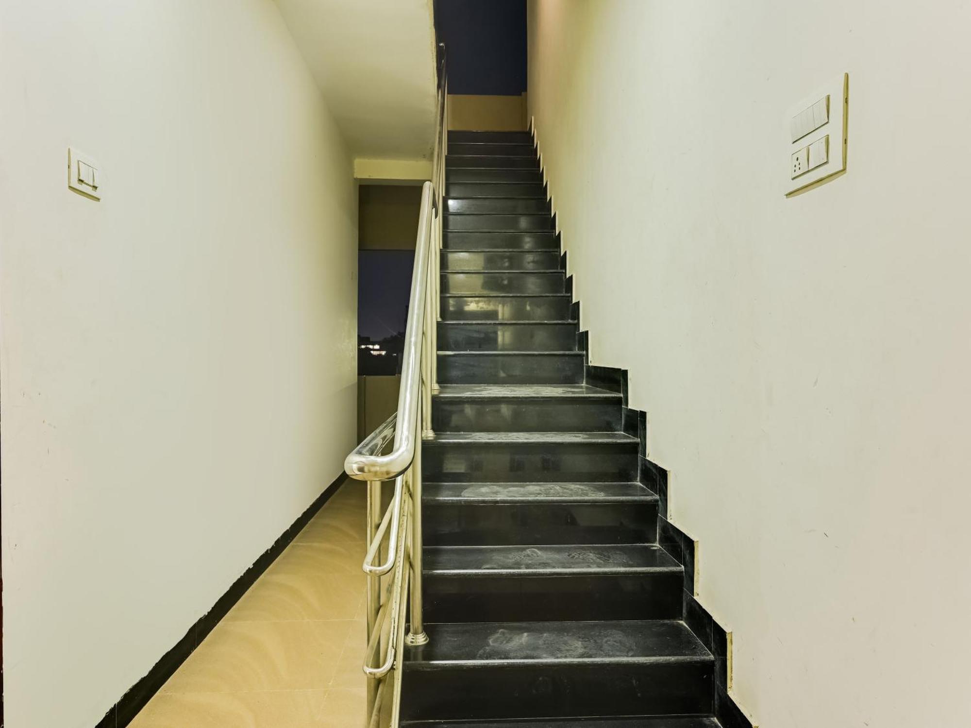 Hotel O A K Residency โคอิมบาทอร์ ภายนอก รูปภาพ